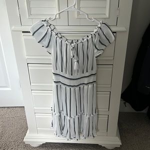 American Eagle off the shoulder dress
